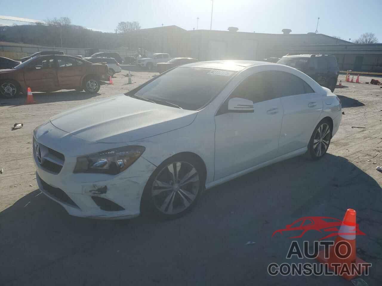 MERCEDES-BENZ CLA-CLASS 2015 - WDDSJ4EB6FN164975