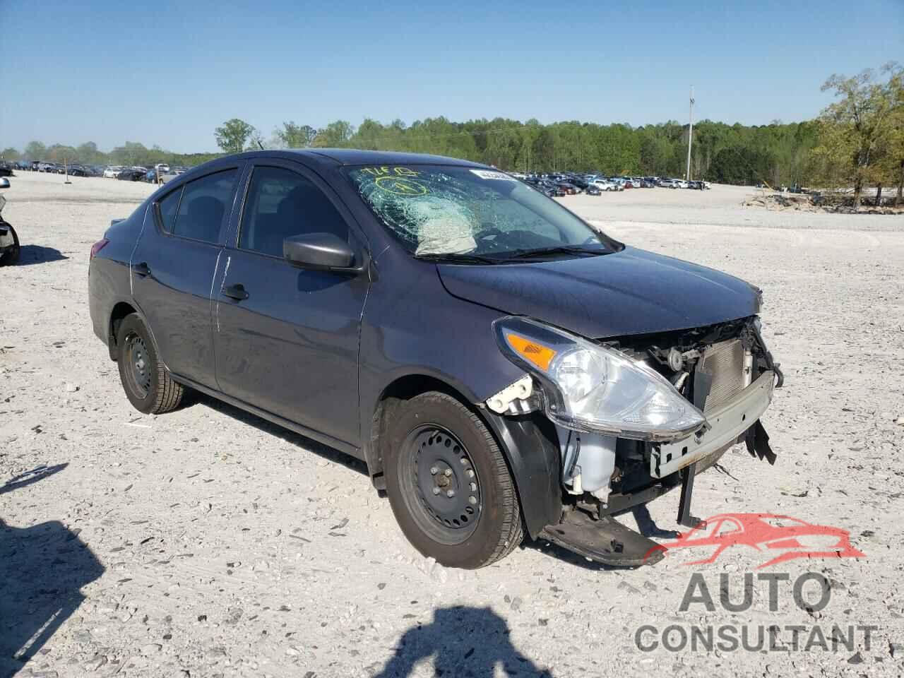 NISSAN VERSA 2018 - 3N1CN7AP7JL823972