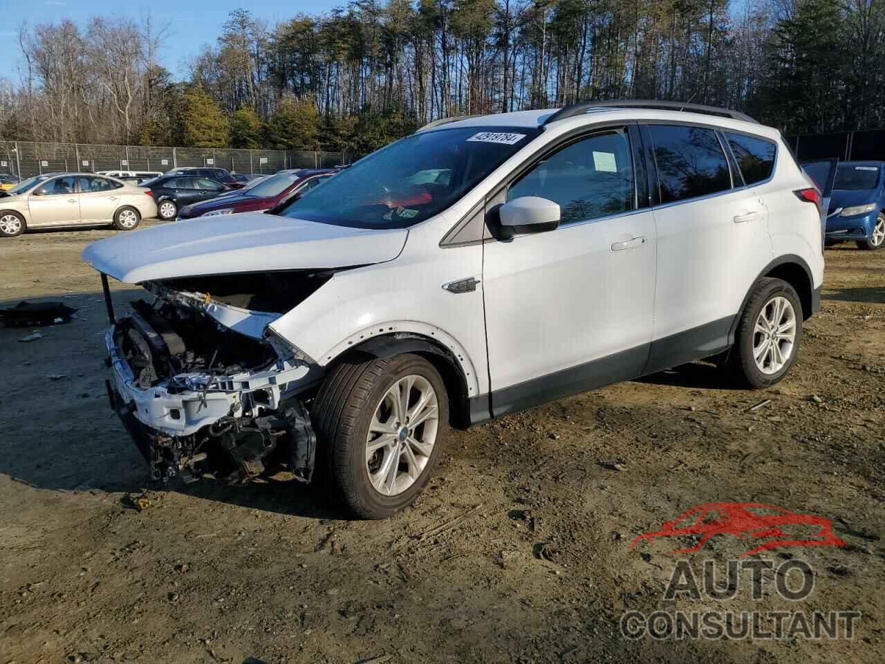 FORD ESCAPE 2018 - 1FMCU0GD7JUB45908