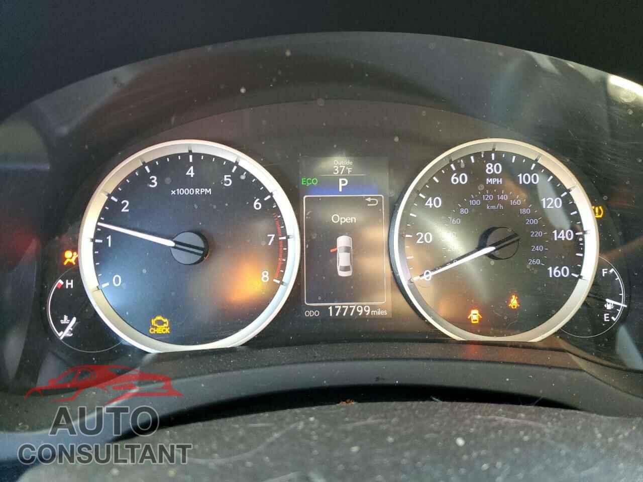 LEXUS IS 2014 - JTHCF1D23E5003593