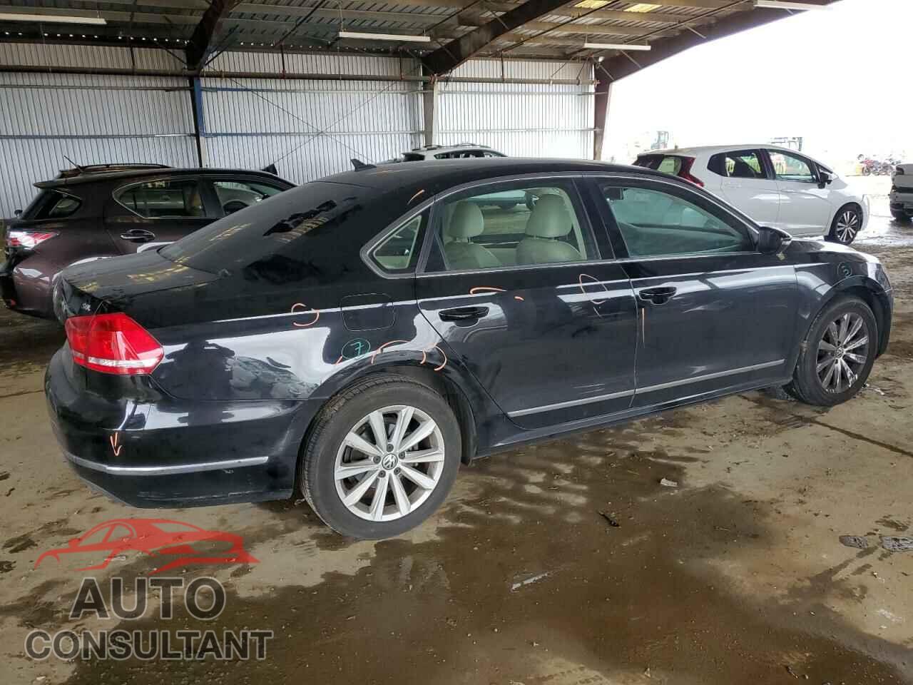 VOLKSWAGEN PASSAT 2012 - 1VWCH7A36CC038923