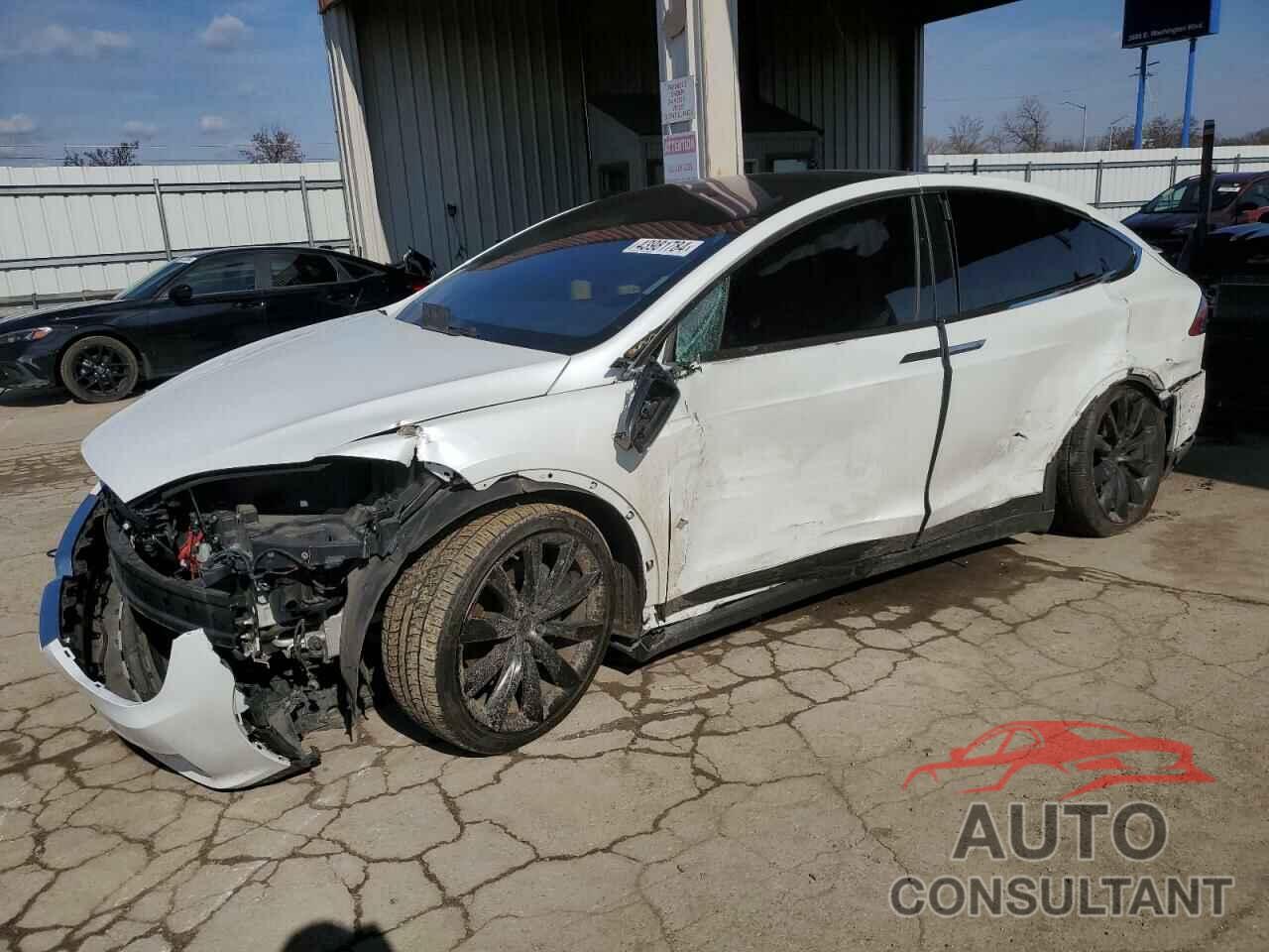 TESLA MODEL X 2020 - 5YJXCBE25LF234216