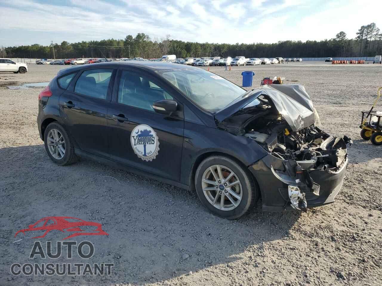 FORD FOCUS 2017 - 1FADP3K26HL208123