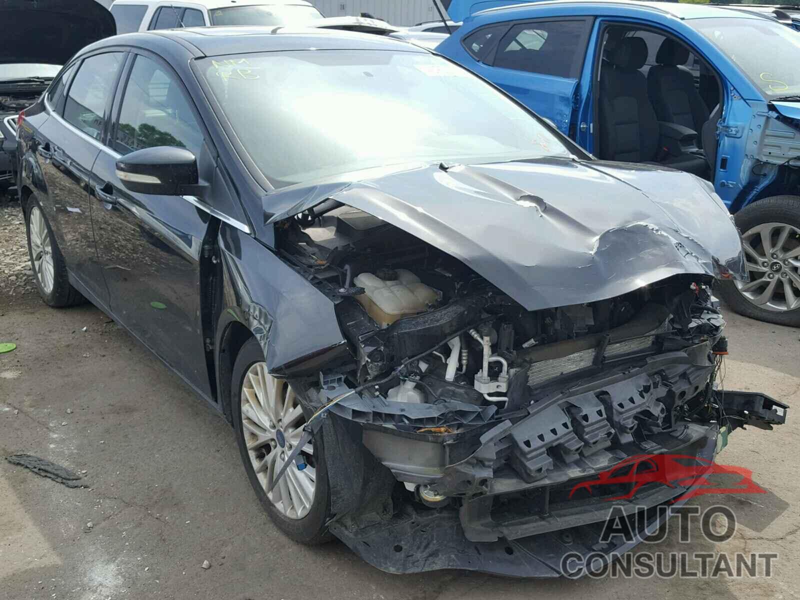 FORD FOCUS 2015 - 1FADP3J26FL286481