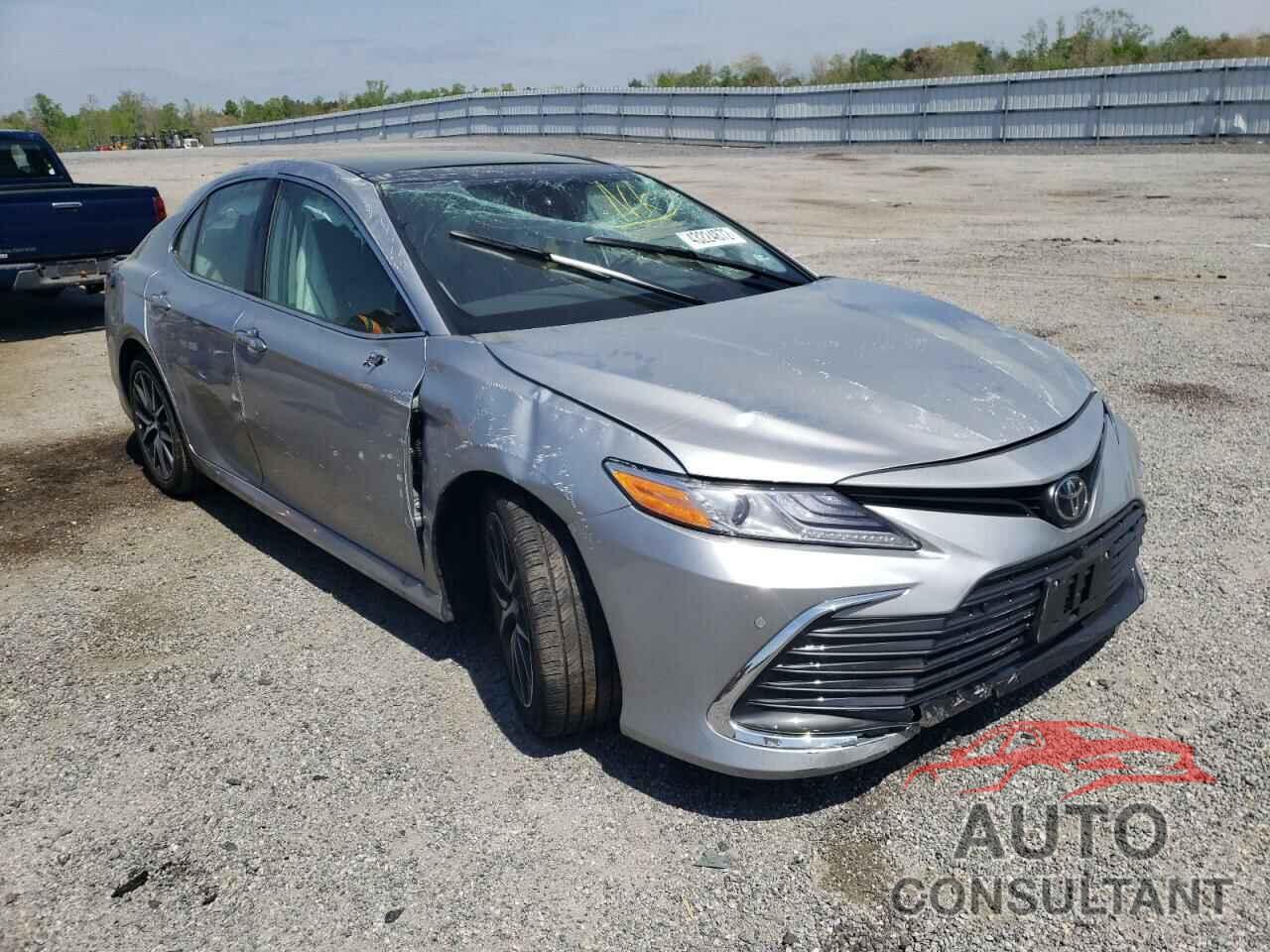 TOYOTA CAMRY 2022 - 4T1F11AK8NU014981