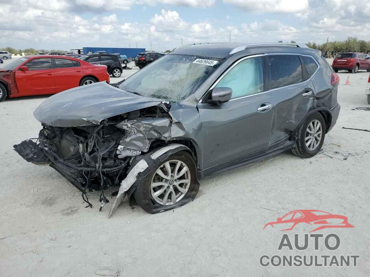 NISSAN ROGUE 2018 - KNMAT2MT0JP535673