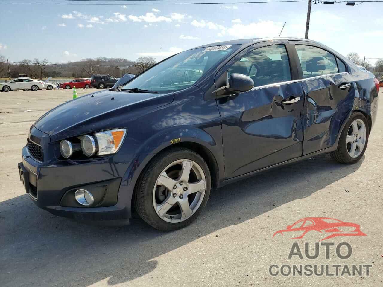 CHEVROLET SONIC 2016 - 1G1JE5SB7G4136039