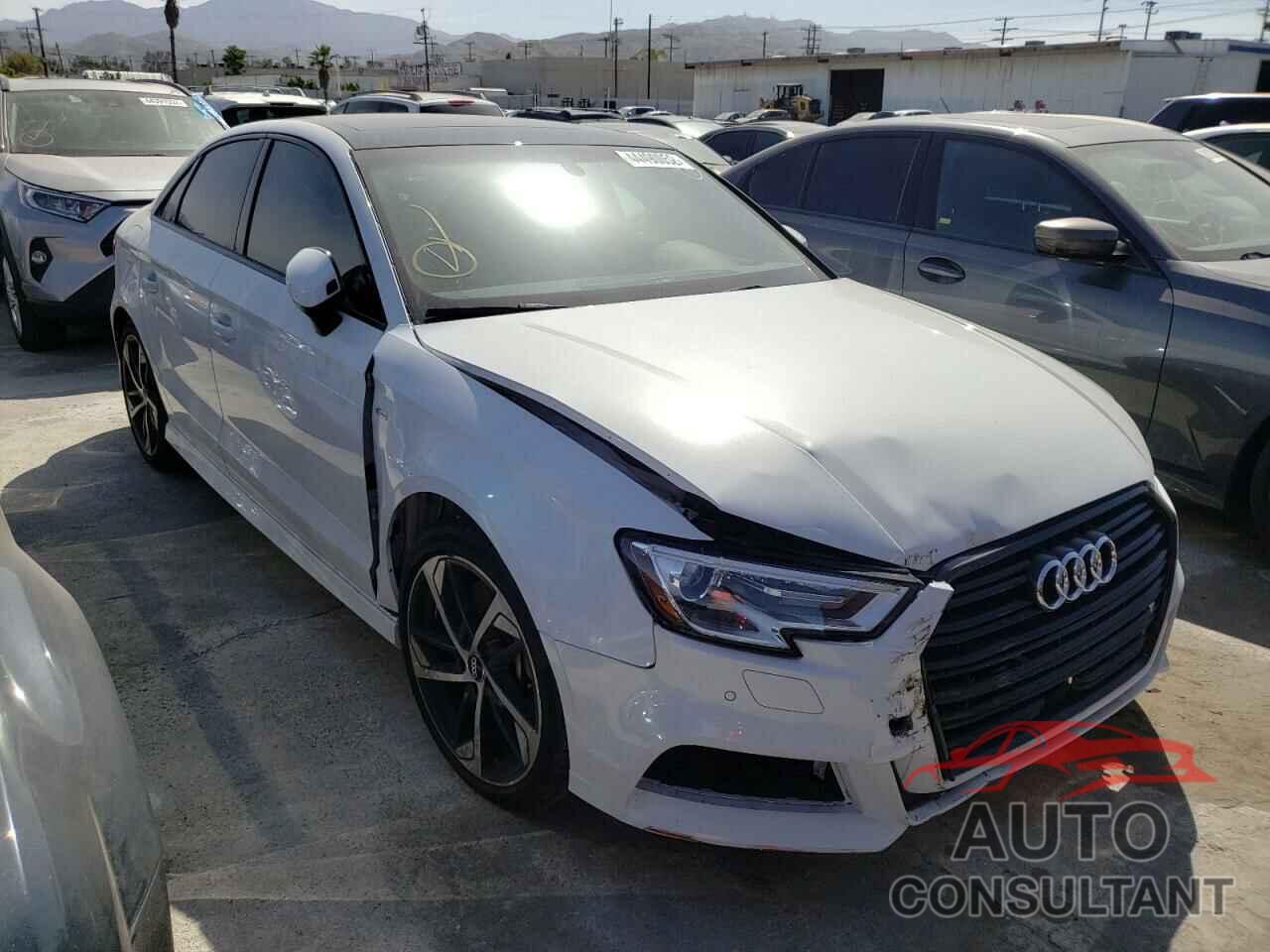 AUDI A3 2020 - WAUBEGFF4LA059448