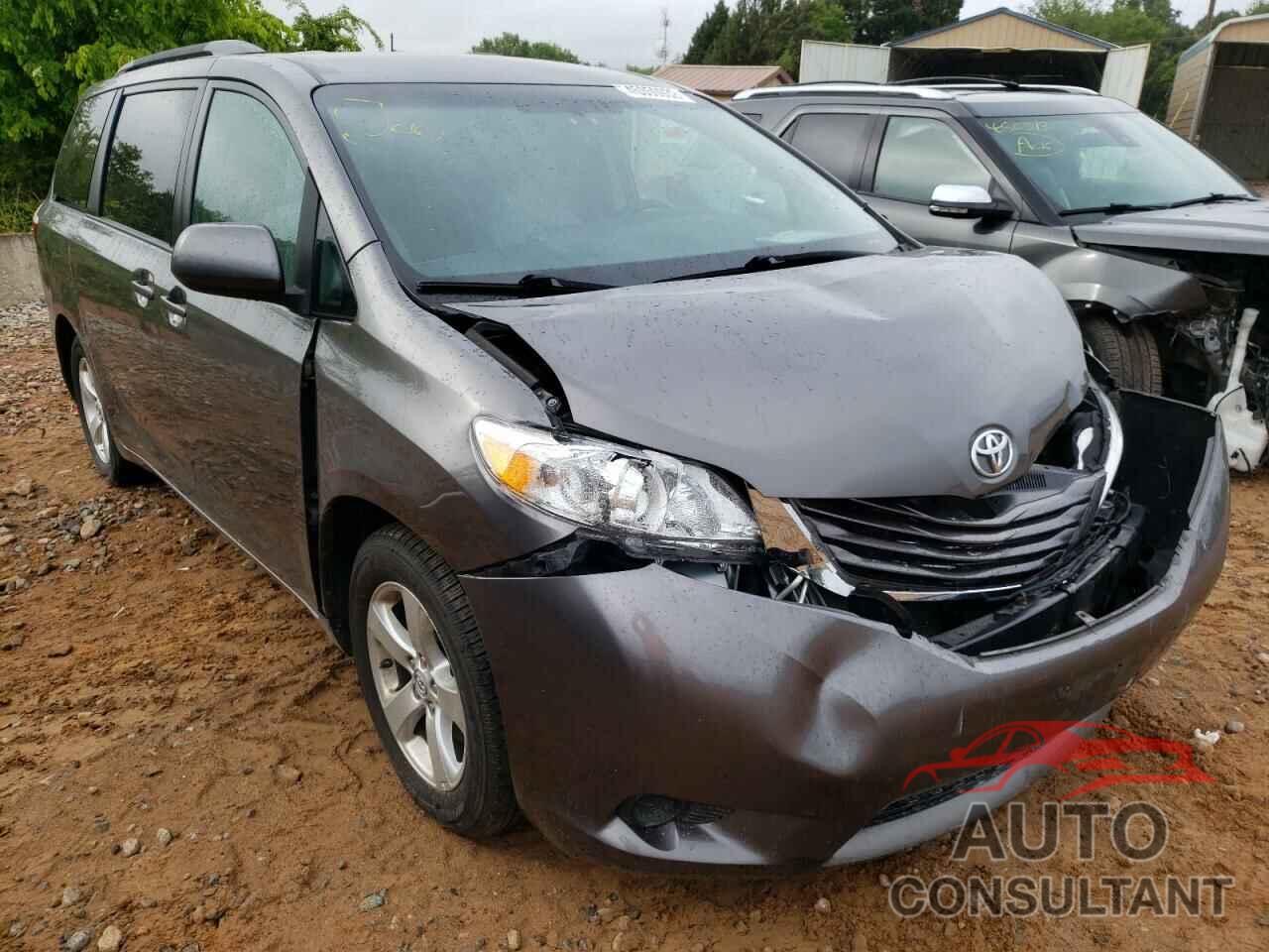 TOYOTA SIENNA 2017 - 5TDKZ3DC4HS858312