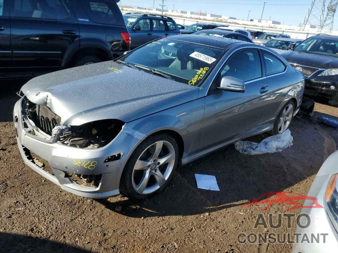 MERCEDES-BENZ C-CLASS 2015 - WDDGJ8JB3FG346821