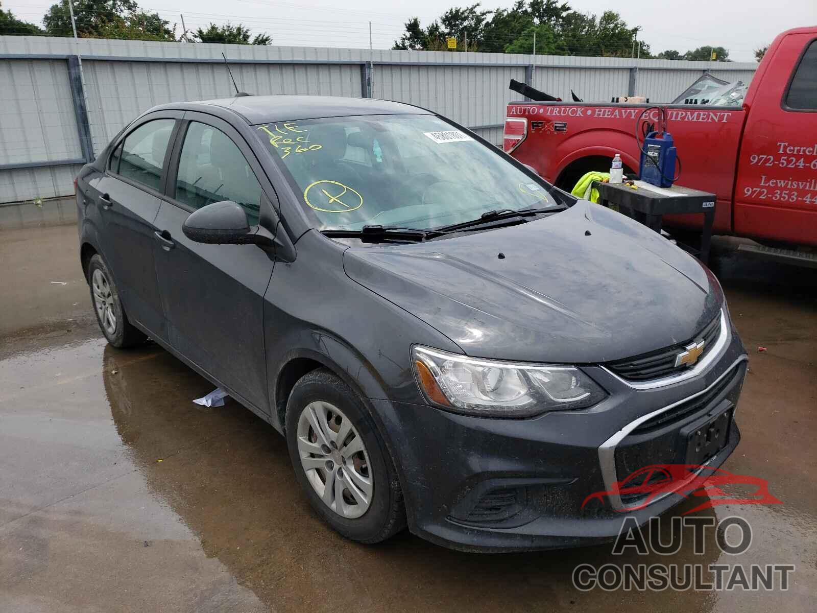 CHEVROLET SONIC 2017 - 1G1JB5SHXH4115863