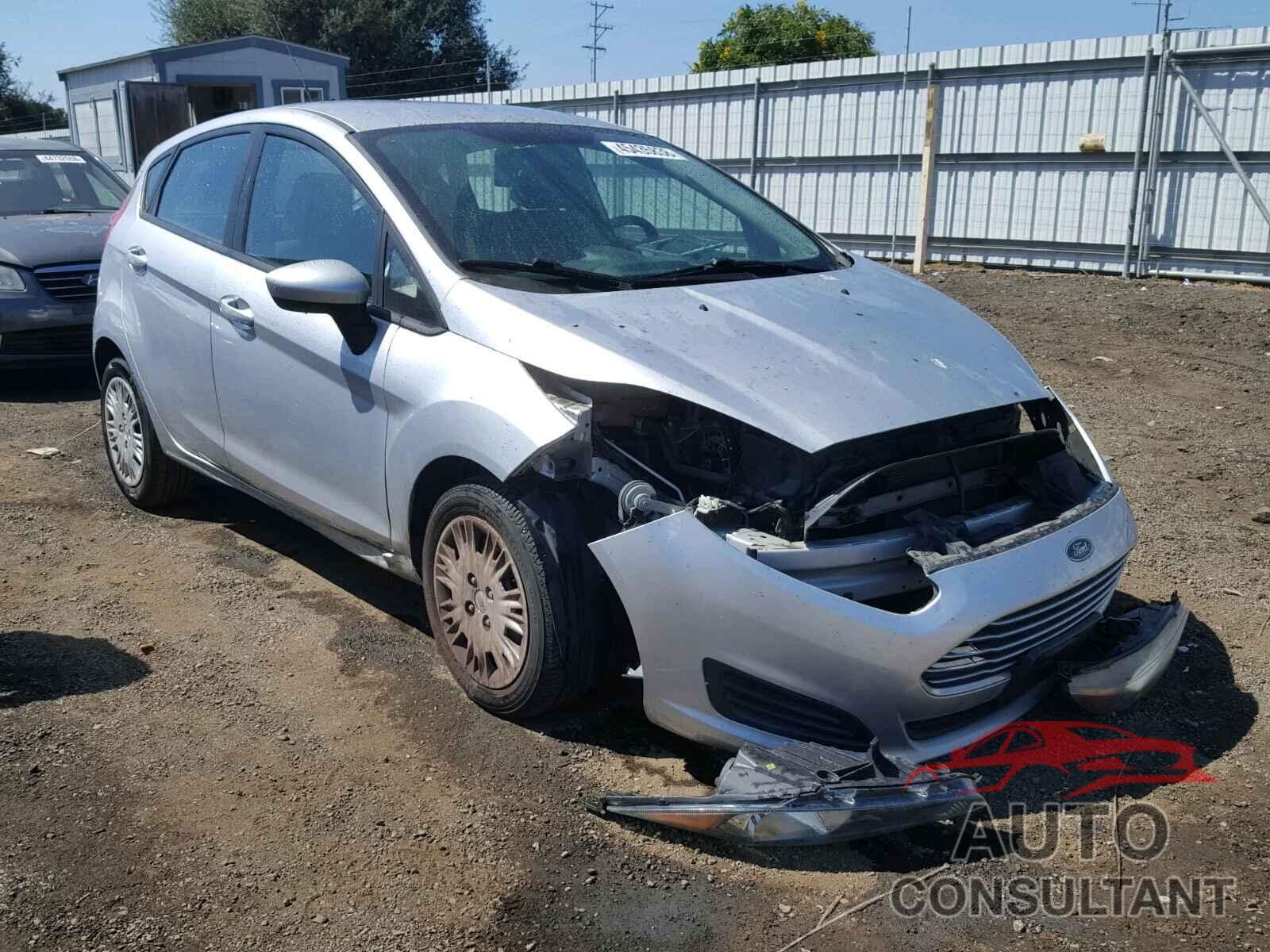 FORD FIESTA 2015 - 3FADP4TJ0FM121390