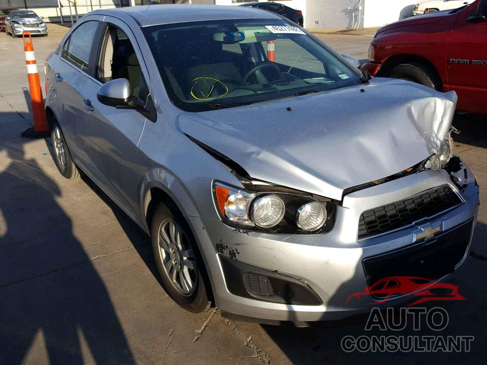 CHEVROLET SONIC 2016 - 1G1JC5SHXG4156070