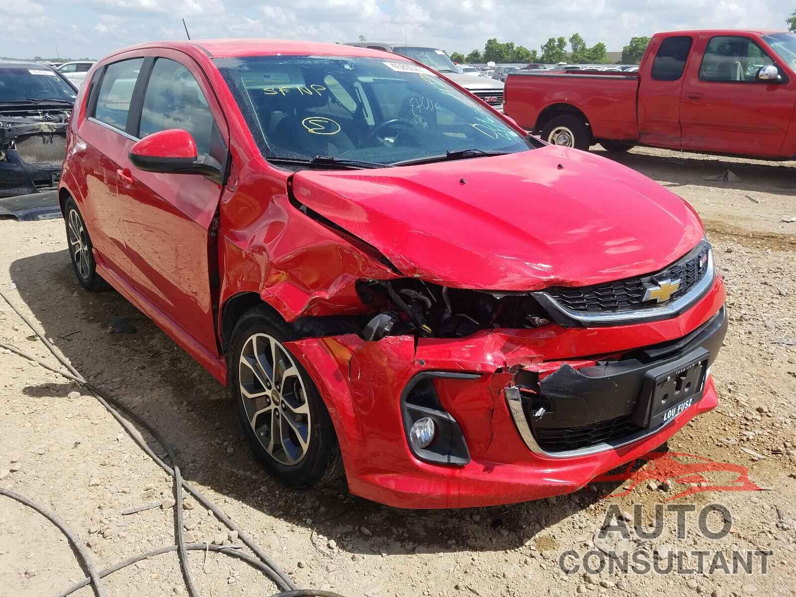 CHEVROLET SONIC 2017 - 1G1JD6SH2H4101164