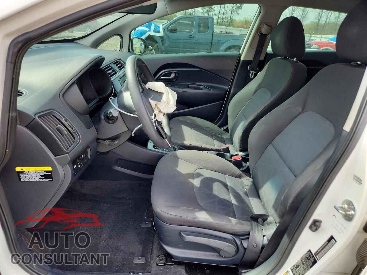 KIA RIO 2017 - KNADM4A36H6038263