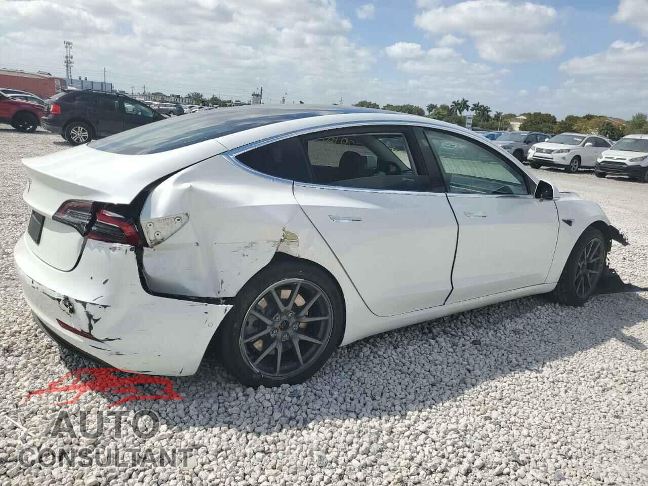 TESLA MODEL 3 2020 - 5YJ3E1EA7LF737210