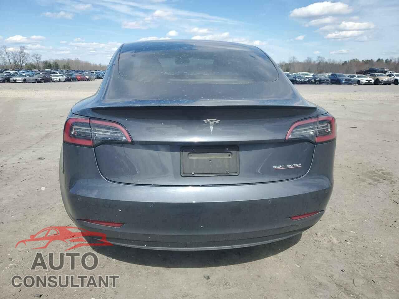 TESLA MODEL 3 2022 - 5YJ3E1EC8NF247976