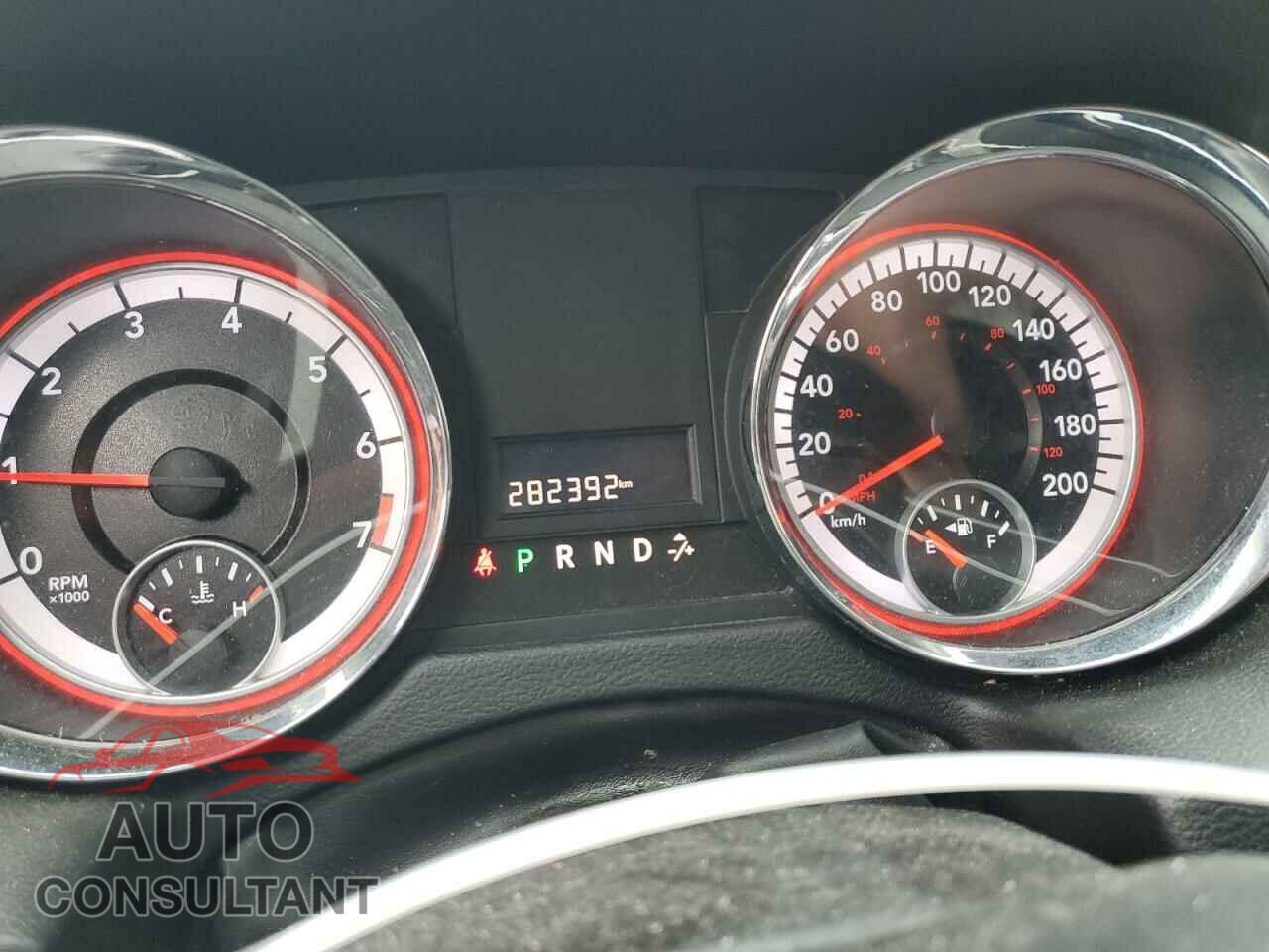 DODGE CARAVAN 2013 - 2C4RDGBG9DR530039