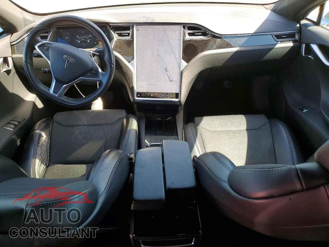 TESLA MODEL S 2017 - 5YJSA1E15HF202892
