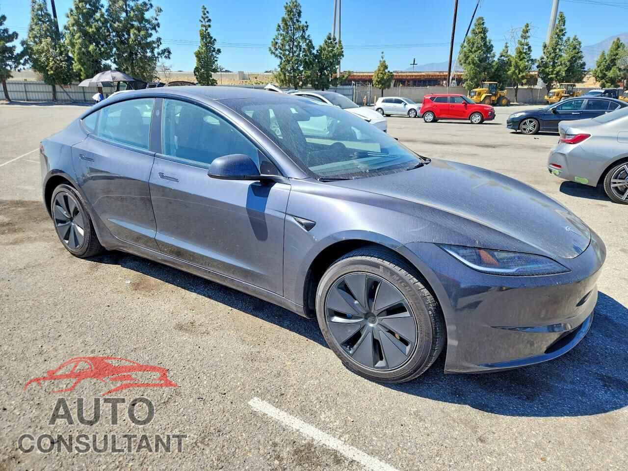 TESLA MODEL 3 2024 - 5YJ3E1EA6RF865026