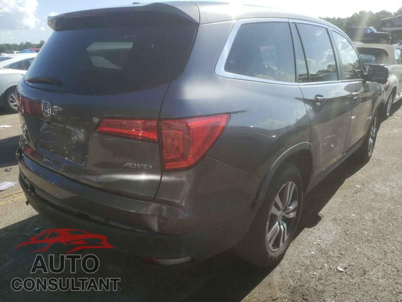 HONDA PILOT 2017 - 5FNYF6H58HB021681