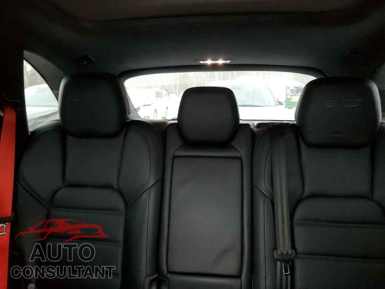 PORSCHE CAYENNE 2016 - WP1AD2A26GLA79105