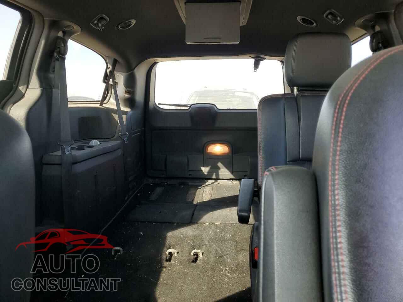 DODGE CARAVAN 2019 - 2C4RDGEG0KR663734