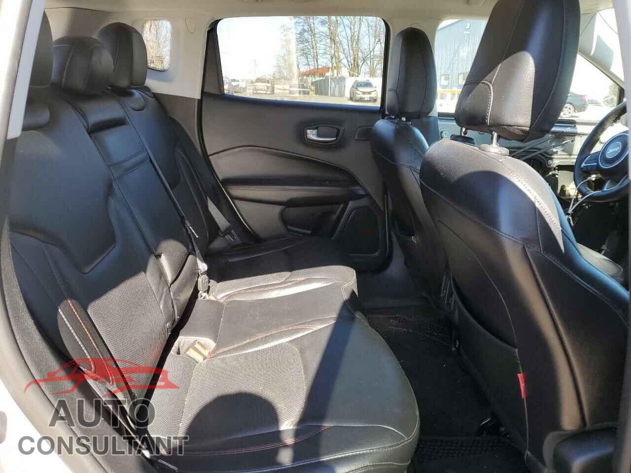 JEEP COMPASS 2017 - 3C4NJDDB8HT631728