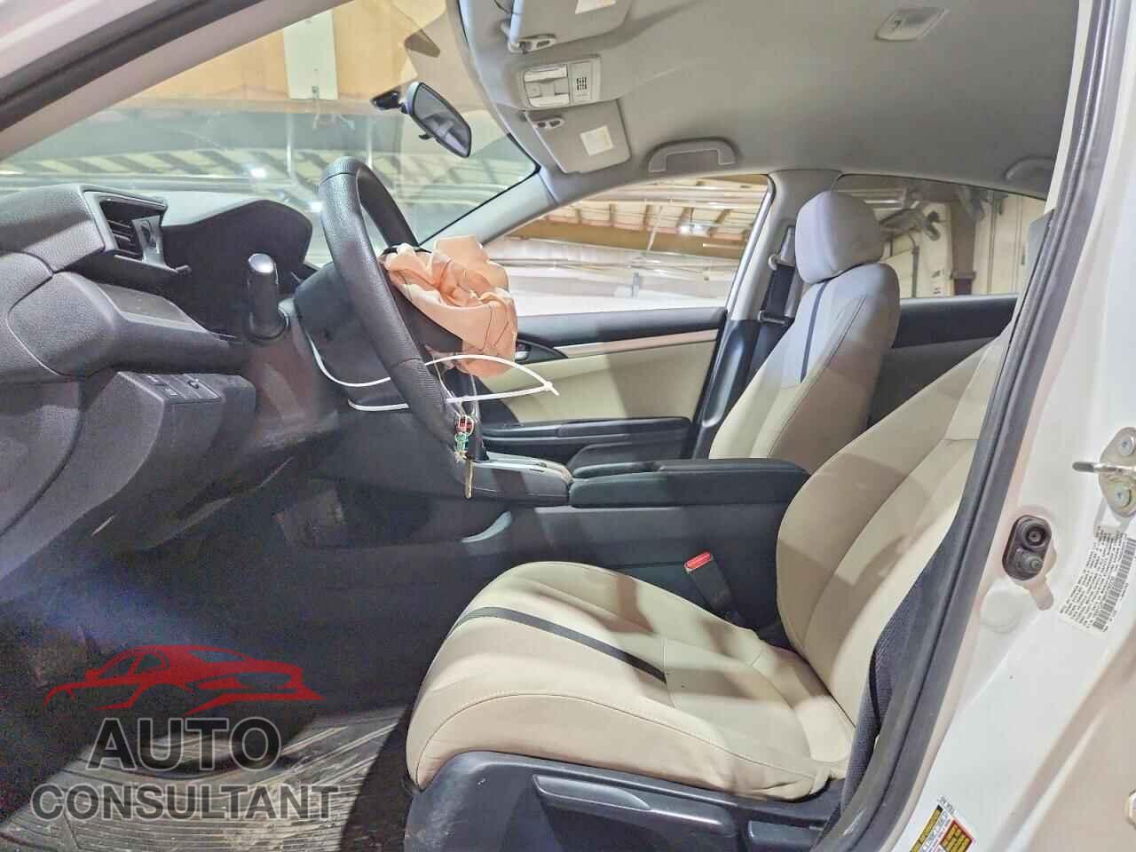 HONDA CIVIC 2017 - 19XFC2F56HE202232