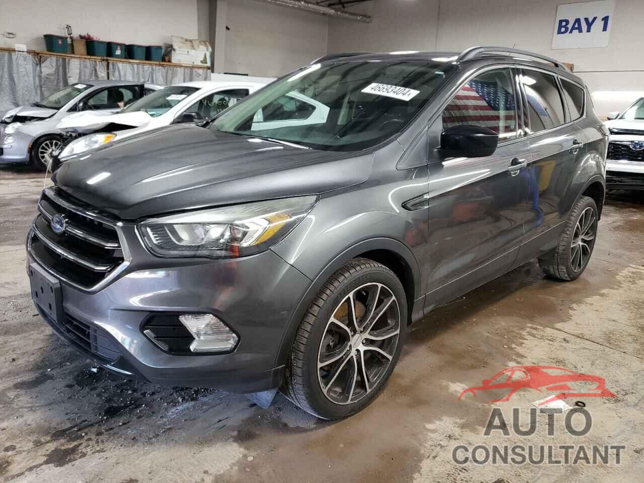 FORD ESCAPE 2017 - 1FMCU9G9XHUA92051