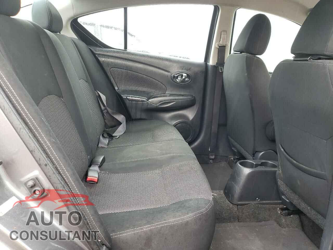 NISSAN VERSA 2019 - 3N1CN7AP3KL877237
