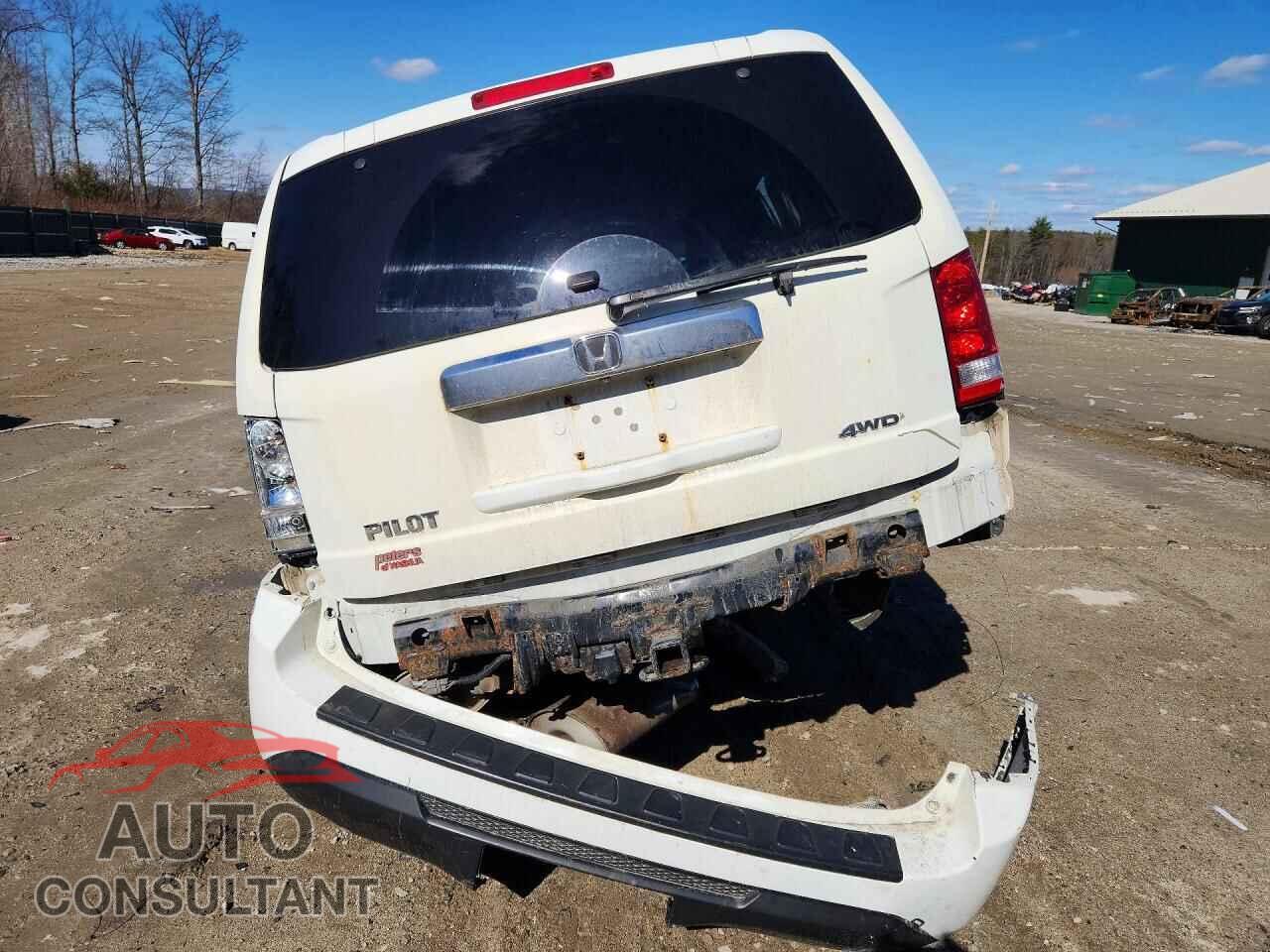 HONDA PILOT 2014 - 5FNYF4H48EB041694