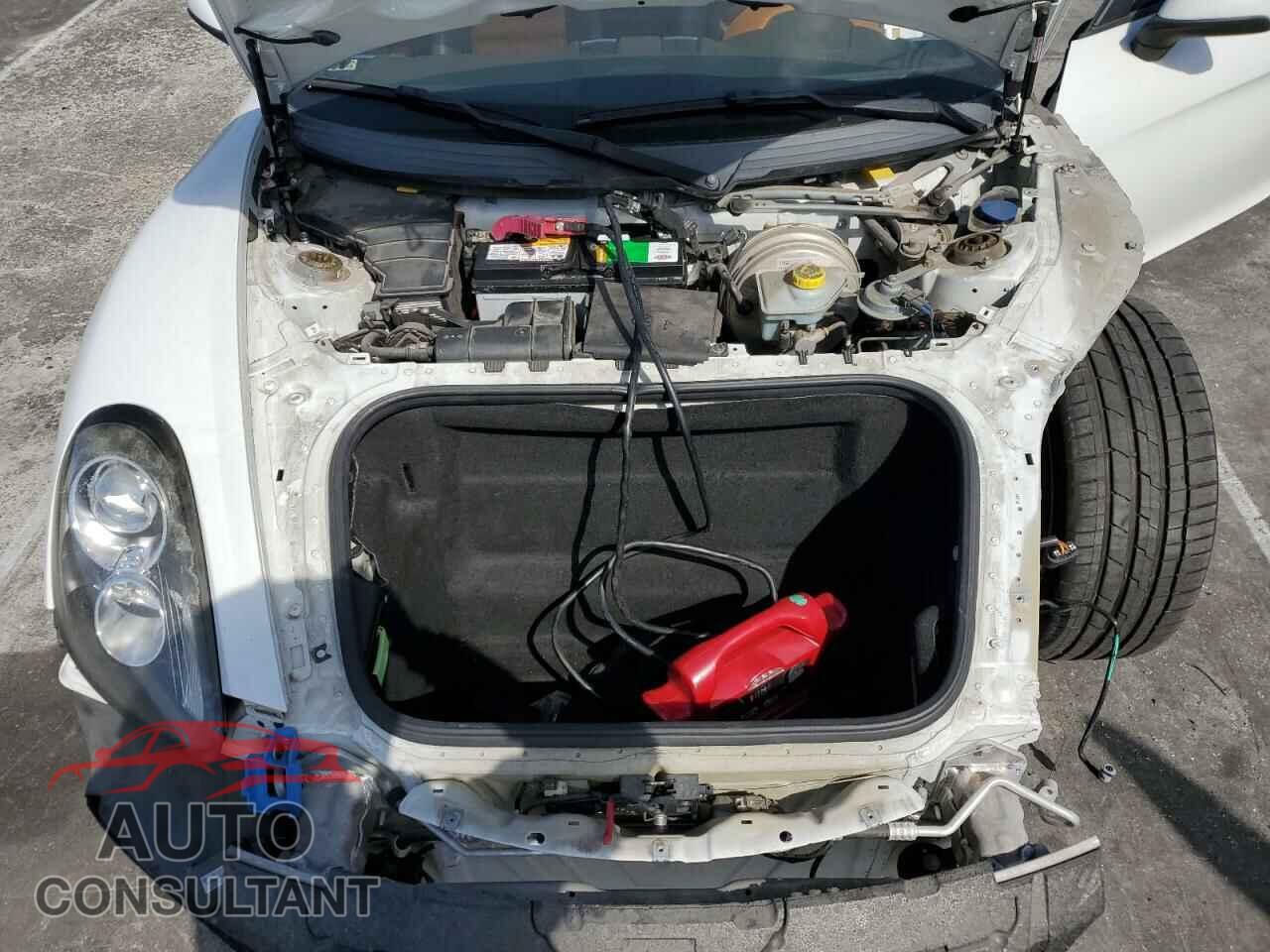 PORSCHE BOXSTER 2013 - WP0CA2A85DS112782
