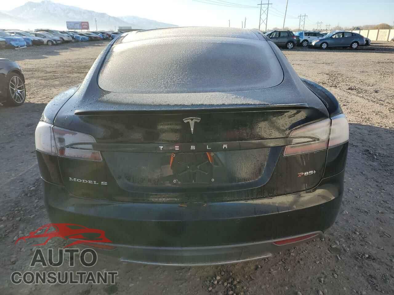 TESLA MODEL S 2013 - 5YJSA1DP4DFP21092