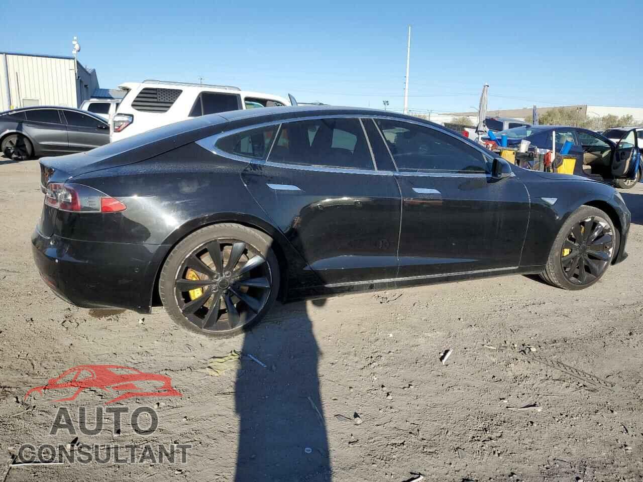 TESLA MODEL S 2016 - 5YJSA1E11GF158159