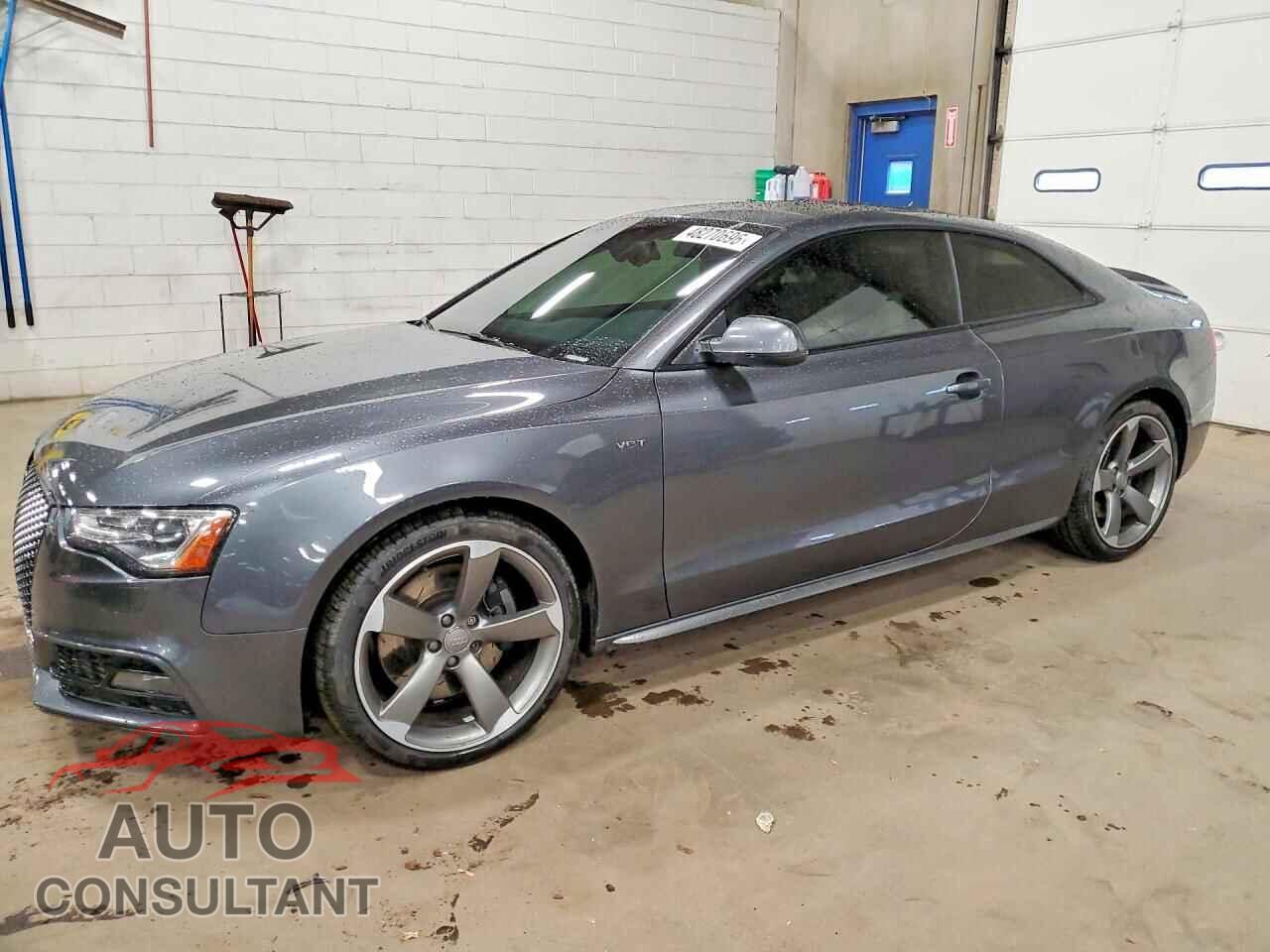 AUDI S5/RS5 2015 - WAUCGAFR2FA046045