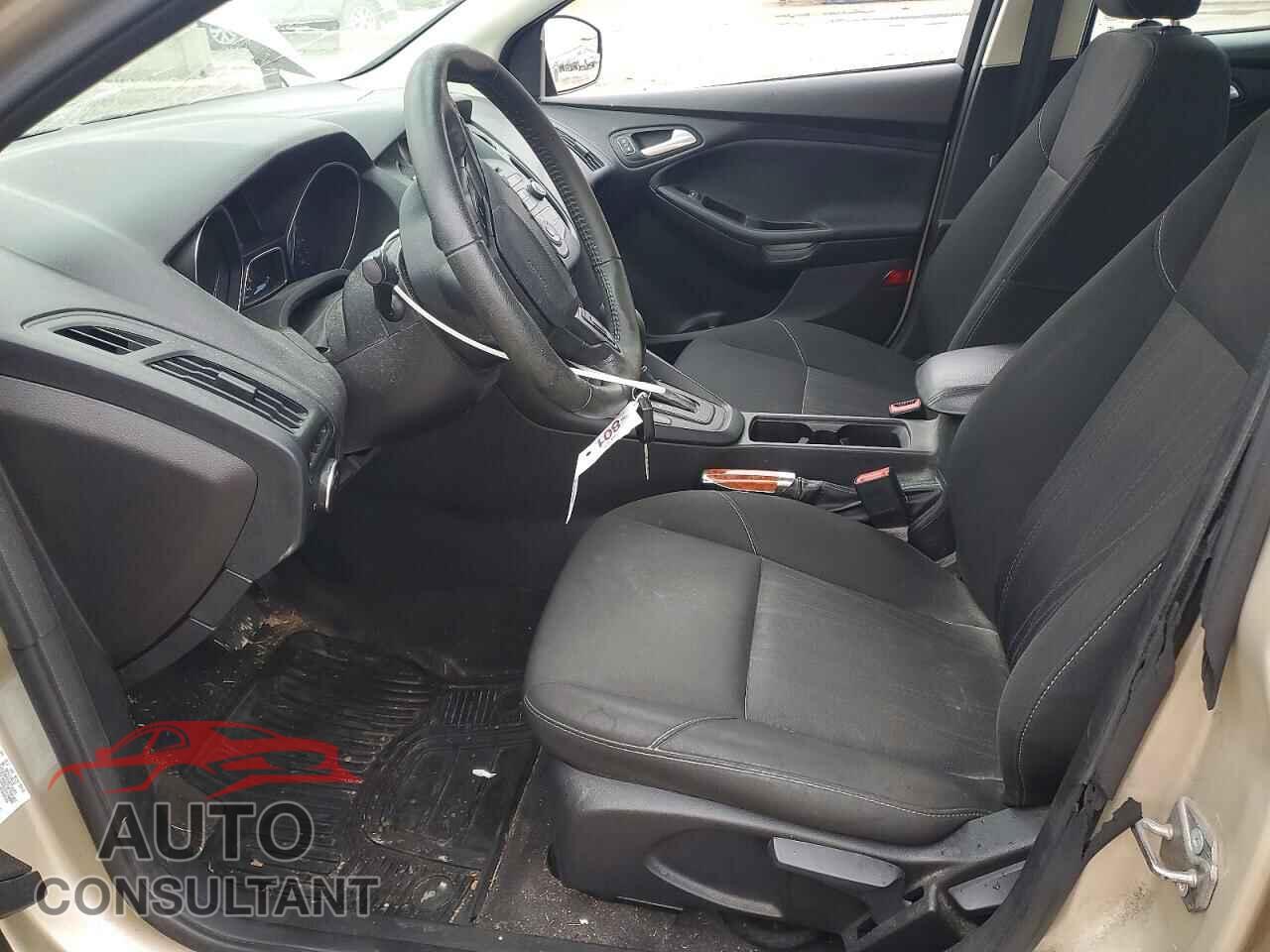 FORD FOCUS 2017 - 1FADP3F23HL328889