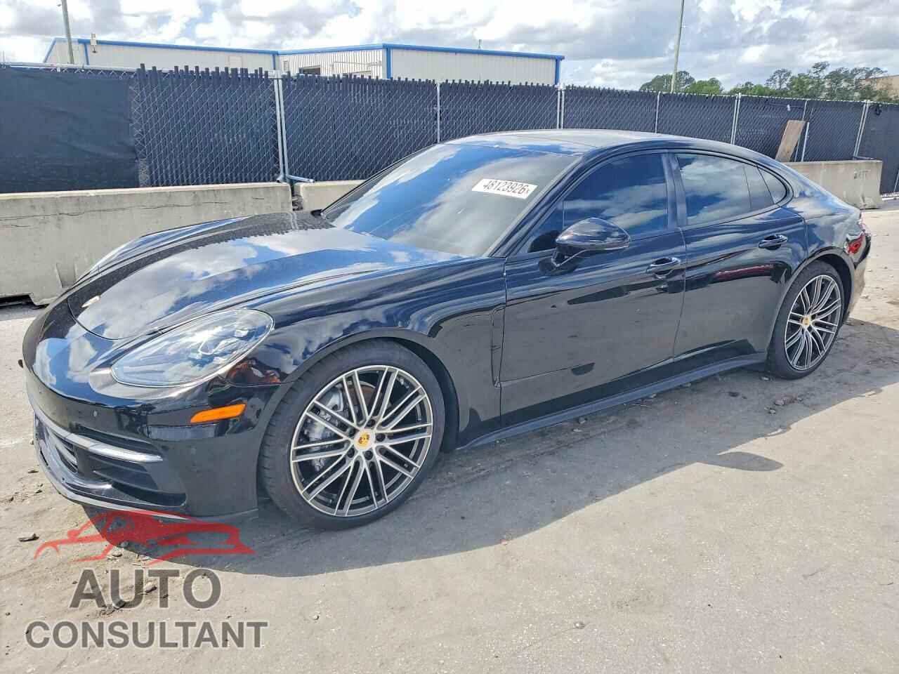PORSCHE PANAMERA 2018 - WP0AA2A72JL104532