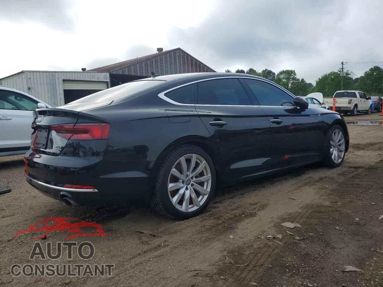 AUDI A5 2018 - WAUBNCF52JA064175