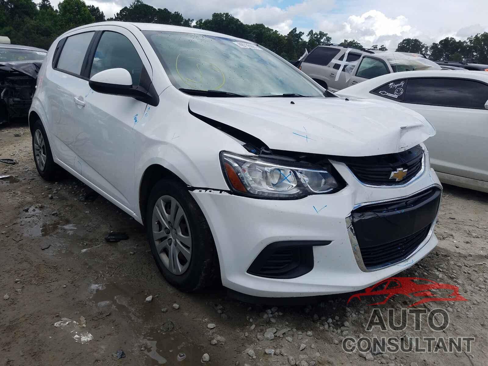 CHEVROLET SONIC 2017 - 1G1JG6SH3H4162949