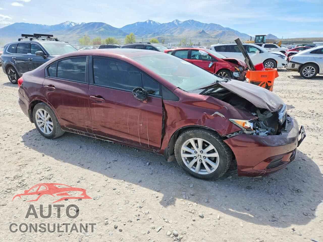 HONDA CIVIC 2012 - 2HGFB2F84CH586197
