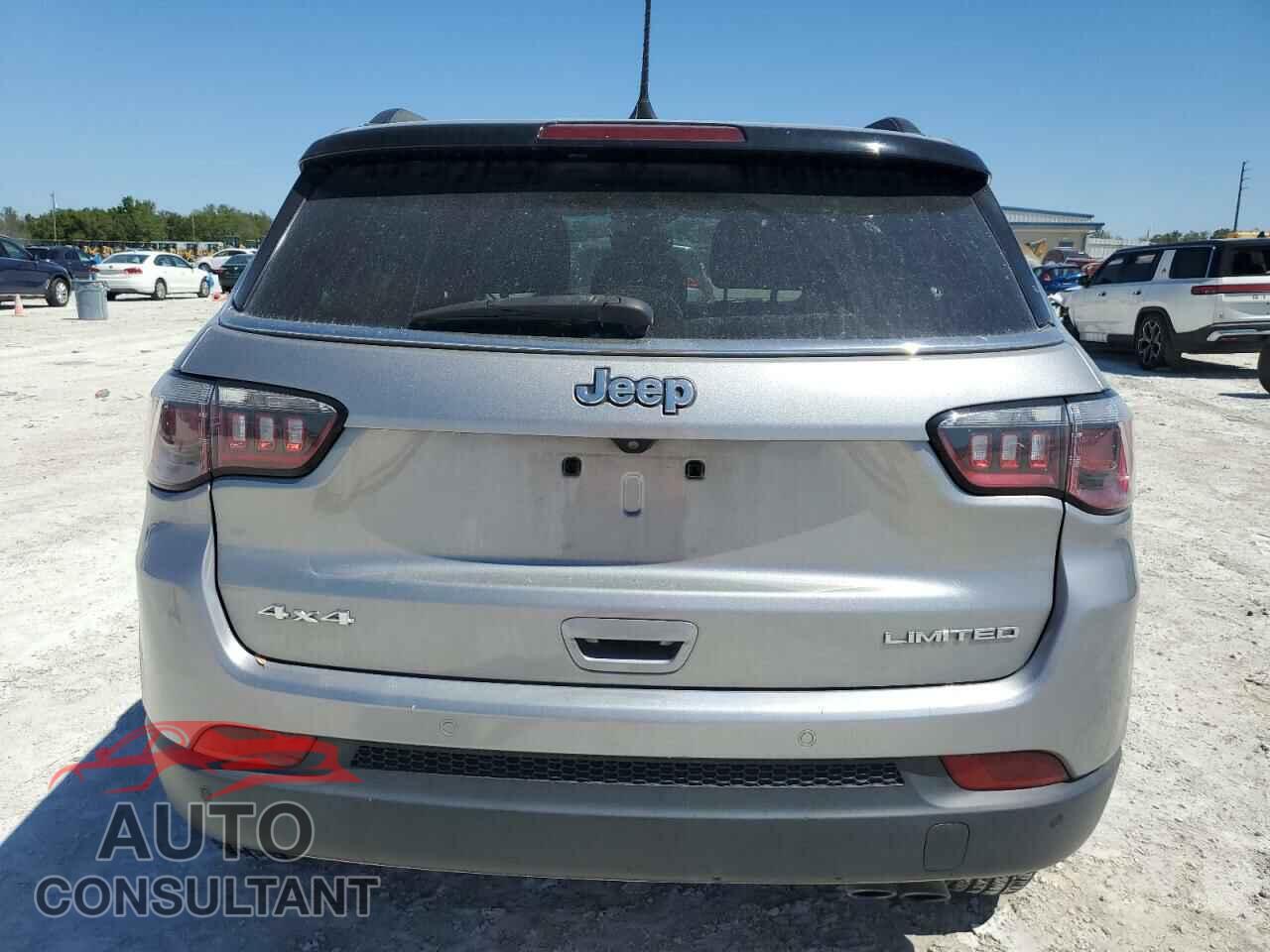 JEEP COMPASS 2019 - 3C4NJDCB9KT747397