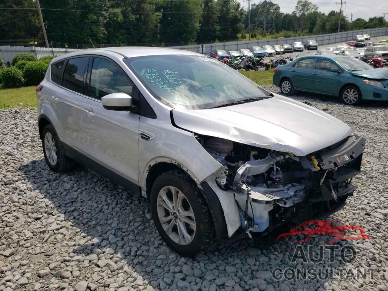 FORD ESCAPE 2019 - 1FMCU0GD7KUA29643