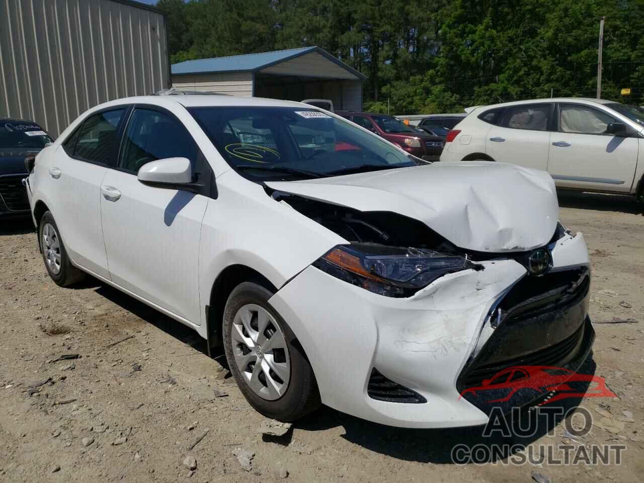 TOYOTA COROLLA 2018 - 5YFBURHEXJP779500