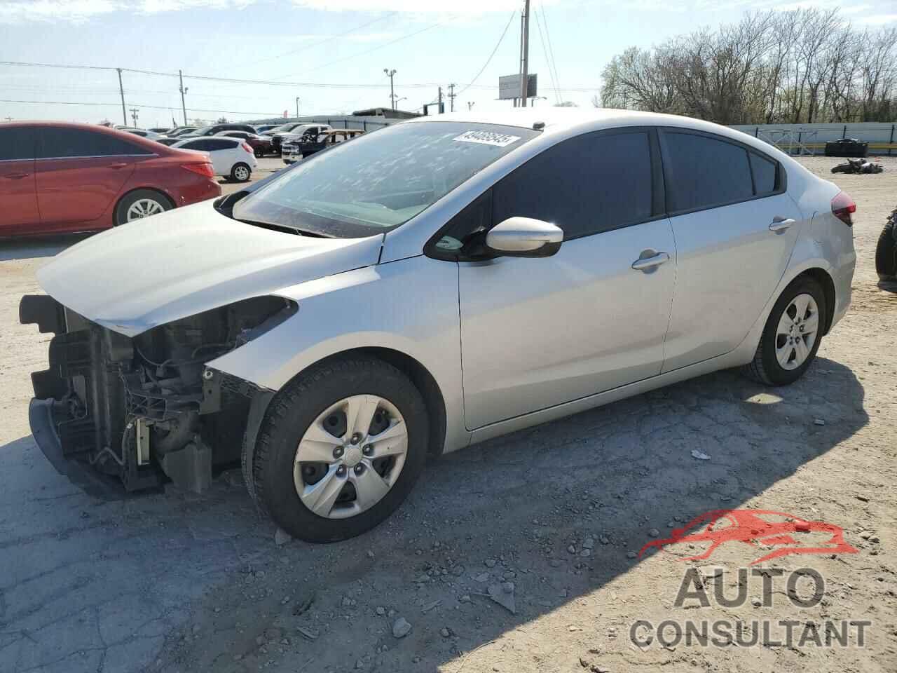 KIA FORTE 2018 - 3KPFK4A76JE281026
