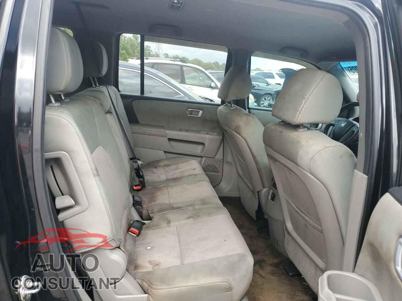 HONDA PILOT 2014 - 5FNYF3H45EB017976