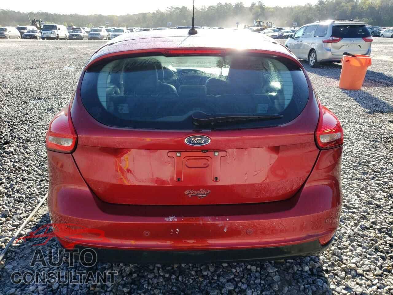 FORD FOCUS 2016 - 1FADP3K22GL219490