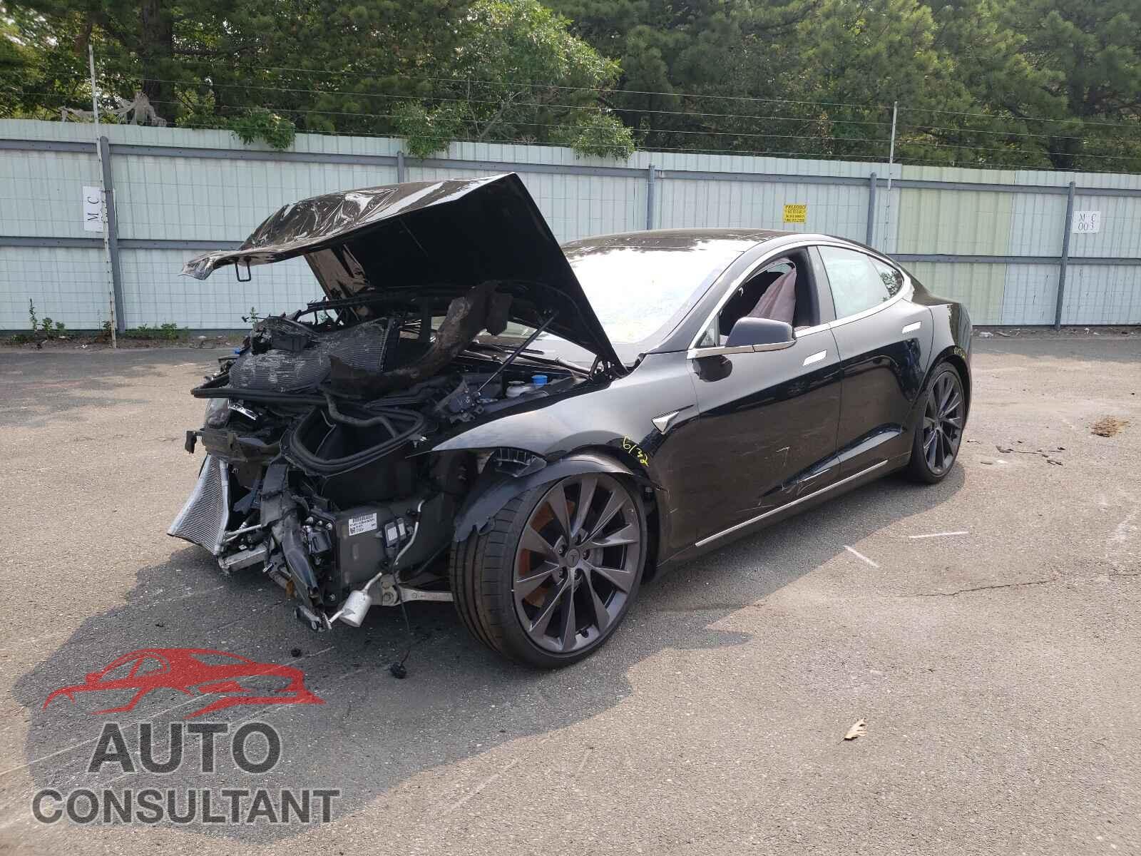TESLA MODEL S 2018 - 5YJSA1E28JF262681