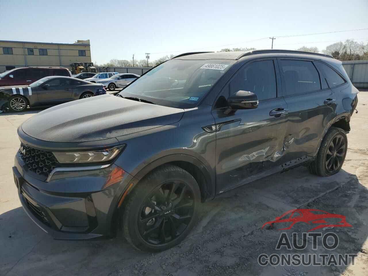 KIA SORENTO 2023 - 5XYRK4LF9PG215910