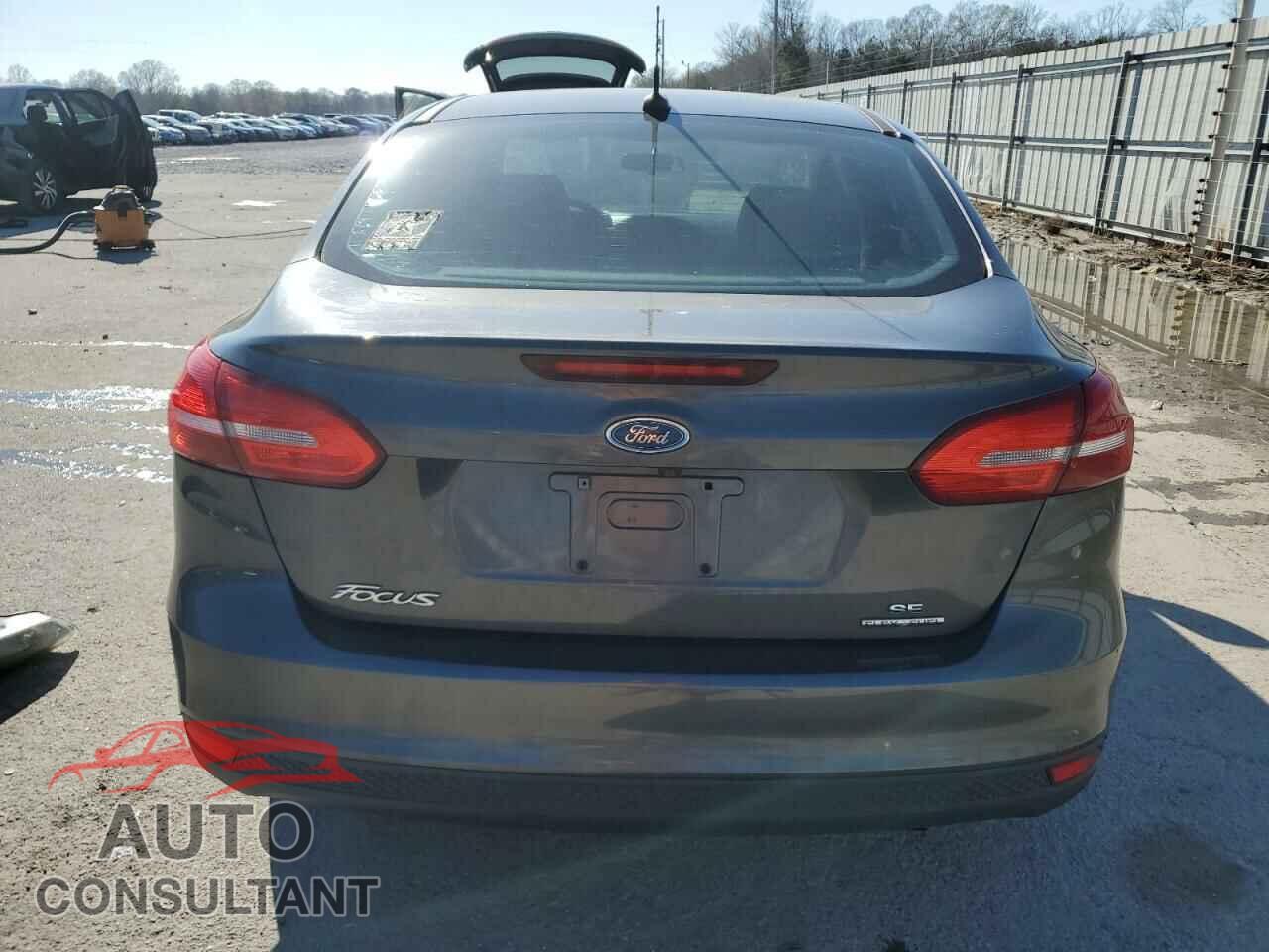 FORD FOCUS 2015 - 1FADP3F28FL285809